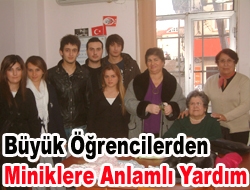 Büyük öğrencilerden miniklere anlamlı yardım