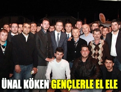 Ünal Köken gençlerle el ele