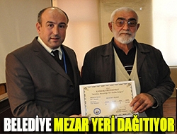 Belediye mezar yeri dağıtıyor