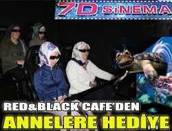 Red&Black Cafeden annelere hediye