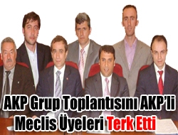 AKP Grup Toplantısını AKP’li Meclis Üyeleri Terk Etti