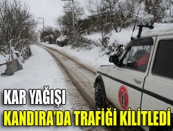 Kar yağışı Kandırada trafiği kilitledi