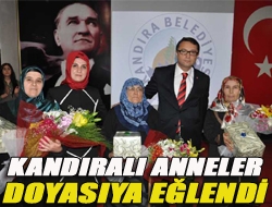 Kandıralı anneler doyasıya eğlendi