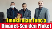 Emekli olan Tunç’a Diyanet-Sen’den Plaket