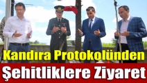 Kandıra protokolünden şehitliklere ziyaret