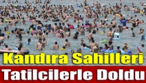 Kandıra sahilleri tatilcilerle doldu