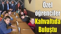 Özel öğrenciler kahvaltıda buluştu