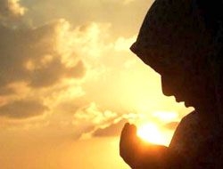 Kelimeyi şehadet getirmek, namaz kılmak, zekat vermek ve hacca gitmek