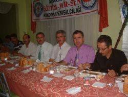 Eğitimciler iftarda buluşturdu Kandıra Öğretmenevi;nde iftar yemeği veren Eğitim Bir-Sen Temsilciliği, 150 kişiyi