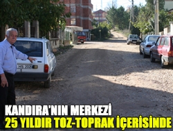 Kandıra Çarşı Mahallesi Gurbetçiler Caddesi sakinleri, 25 yıldır yapılmayan yollarından