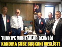 Türkiye Muhtarlar Derneği Kandıra Şube Başkanı Mevlüt Akdeniz ve beraberindekiler
