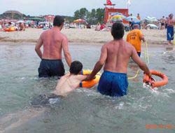 Büyükşehir Belediyesi İtfaiye Daire Başkanlığı, Kandıra sahillerinde insan hayatını güven