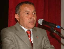Önceki günlerde Kandırada da olan kongrede tek adayla seçime giden