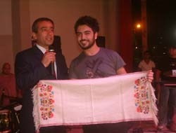 Kandıra’da muhteşem konser Kandıra Belediyesi 10. Kültür Sanat ve Yoğurt Festivali, yaklaşık 10