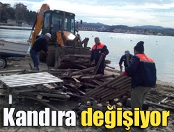 Büyükşehir Belediyesinin Kandırada yürüttüğü çalışmalar devam ederken, Kandıra Belediyesi'nin bu