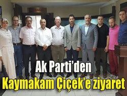 Ak Parti Kandıra İlçe Başkanı Yunus Özder ve yönetim kurulu
