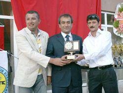 Fair Play ödülü Kandıra’nın Kocaeli Amatör Spor Kulüpleri Federasyonu, Amatör Evi'nde düzenlediği bir organizasyonla