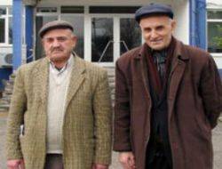 Muhtarlar hizmetten memnun Kandıra ilçesi Sinanlıbilallı ve Seyitaliler köylerine yapılan hizmetlerden ötürü köy