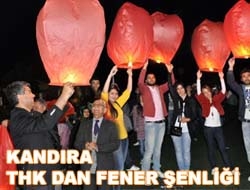 Kandıra THK’dan Fener Şenliği Türk Hava Kurumu Kandıra şubesi, İlçe stadında Fener Şenliği düzenledi.