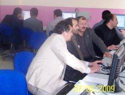 Kandıra’da velilere bilgisayar kursu Kandıra Kocakaymaz Yunus Emre İlköğretim Okulunda halk eğitim iş birliğiyle