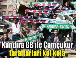 Kandıra Gençlerbirliği Belediyesporun taraftarları Kandıra Sinyal ile Çamçukurspor taraftarları Kobralar,