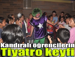 Kandıra Belediyesi Kültür Müdürlüğü tarafından organize edilerek profesyonel tiyatro oyuncuları