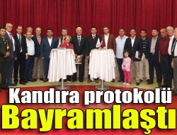 Kandıra Kaymakamlığı ve Kandıra Belediyesinin ortaklaşa düzenlediği bayramlaşma programı, ilçede