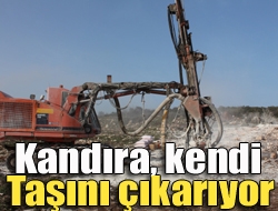 Kandıra Belediyesinin yaptığı yatırımlarda kullandığı taşlar, Karahasanlar Taş Ocağı'ndan çıkartılıyor.
