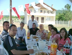 Kandıra Belediye Personeli Dayanışma Pikniğinde Buluştu Kandıra Belediyesi personeli önceki gün Kandıra Sarısu İzmit Belediyesi dinlenme