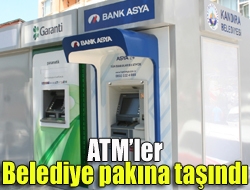 Kandıra Cumhuriyet Caddesinde uzun zamandır hizmet veren ATMler, kent meydanındaki
