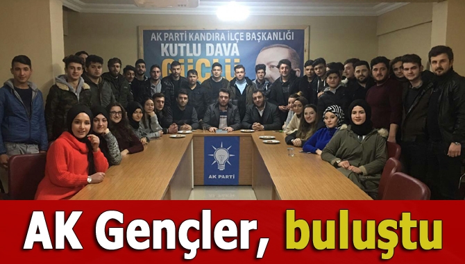 AK Parti Kandıra İlçe Gençlik Kolları, partili gençlerle toplantı yaptı.