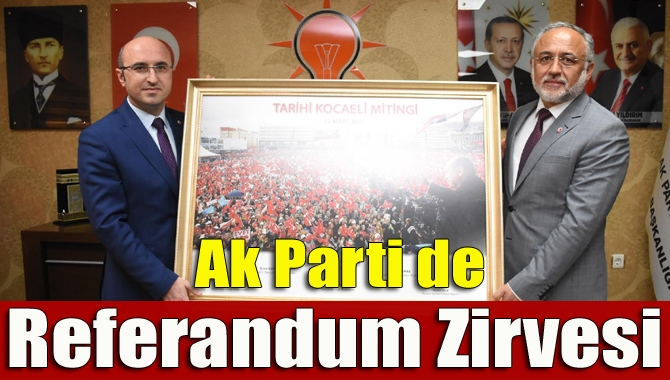 AK Parti il başkanlığı, ilçe başkanları ile değerlendirme toplantısı yaptı.