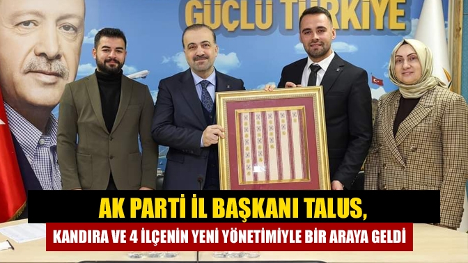 AK Parti'de kongrelerini tamamlayan İzmit, Derince, Kandıra, Karamürsel ve Çayırova