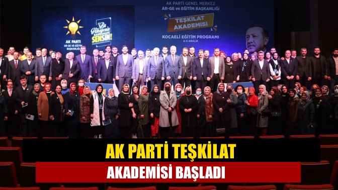 AK Parti Genel Merkezi tarafından Teşkilat Akademisi’nin 52’inci durağı Kocaeli