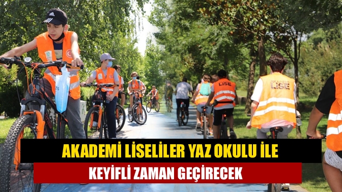Kocaeli Büyükşehir Belediyesi Akademi Lise, yıl boyunca düzenlediği eğitim programlarına