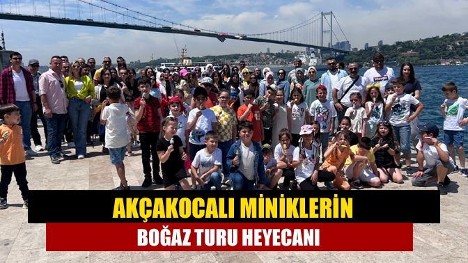 Akçakoca İlkokulu 1-F sınıfı ve 2-F sınıfı öğrencileri, öğretmen ve