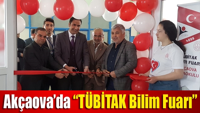 Kandıra Akçaova Ortaokulu’nda TÜBİTAK 4006 Bilim Fuarı açıldı. Fuarda öğrenciler