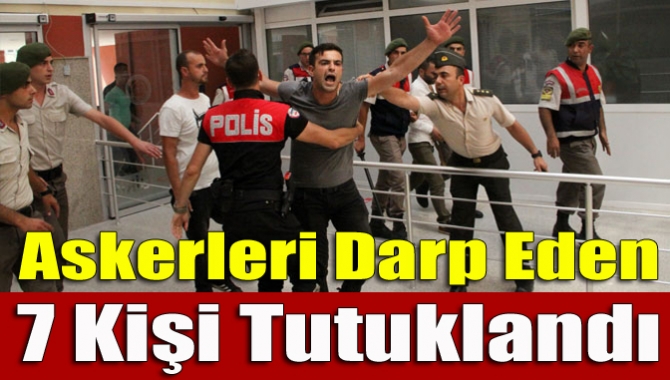 İzmit-Kandıra belediye otobüsünün önünü keserek durduran ve içerisindeki erleri döven