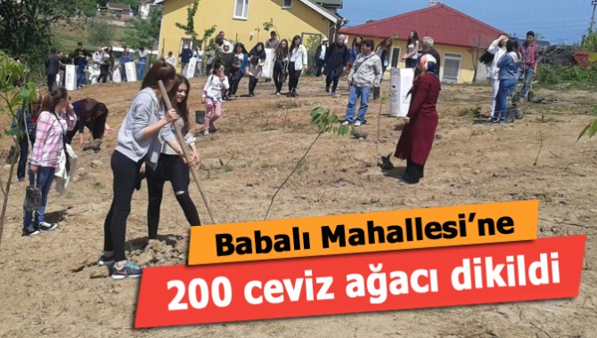 İzmit Gazi Anadolu Lisesi öğrencileri, Yeni Kandıra Muhtarlar Derneği Başkanı