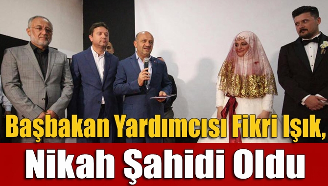 Başbakan Yardımcısı Fikri Işık, Kandıra’da Hayrullah Cici’nin oğlunun düğününe katılarak