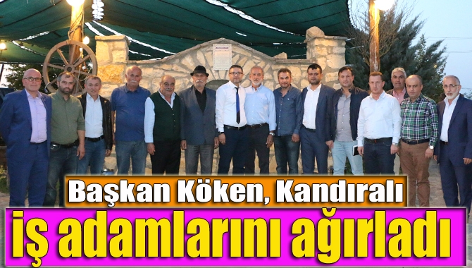Kandıra Belediye Başkanı Ünal Köken, ilçedeki iş adamlarını yemekte ağırladı.