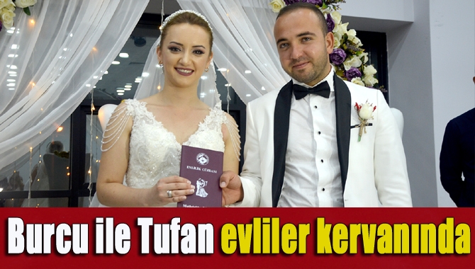 Kandıra Belediyesi personellerinden Tufan Çelik ile Simpaş Sigorta’nın Kandıra yetkililerinden