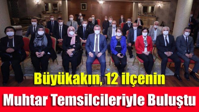 19 Ekim Muhtarlar Günü nedeniyle makamında muhtarları konuk eden Başkan