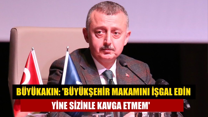 Kocaeli Büyükşehir Belediye Başkanı Tahir Büyükakın, meclis toplantısında CHP ve