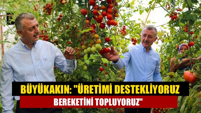 Kandıra’da vatandaşlarla bir araya gelen Başkan Büyükakın, Selimköy’de serada yetiştirilen