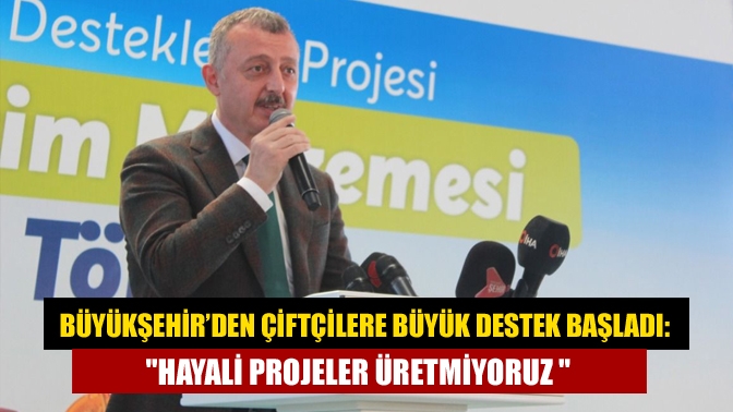 Milli İrade Meydan’ında gerçekleştirilen çiftçilere tohum ve gübre desteği programında