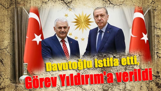 Cumhurbaşkanı Recep Tayyip Erdoğan ile Başbakan Ahmet Davutoğlu Cumhurbaşkanlığı Sarayı’nda