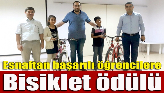 Alkanlar Ticaret’in sahibi Emre Sefa Alkan, Akçakoca İlkokulu birincisi Çınar