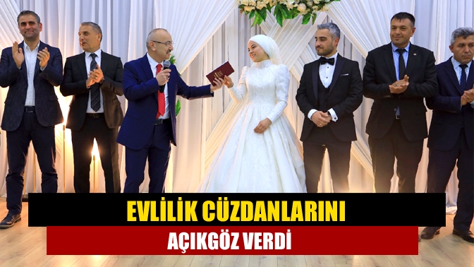 Bir ömür mutluluğa 'evet diyen Oğuzhan Akkoç ve Mihriban Vardar