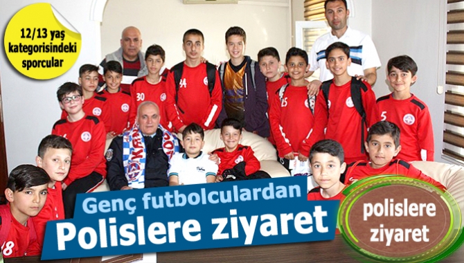 Yeni Kandıra U-11/12/13 yaş kategorisindeki sporcular, Polis Haftası nedeniyle İlçe
